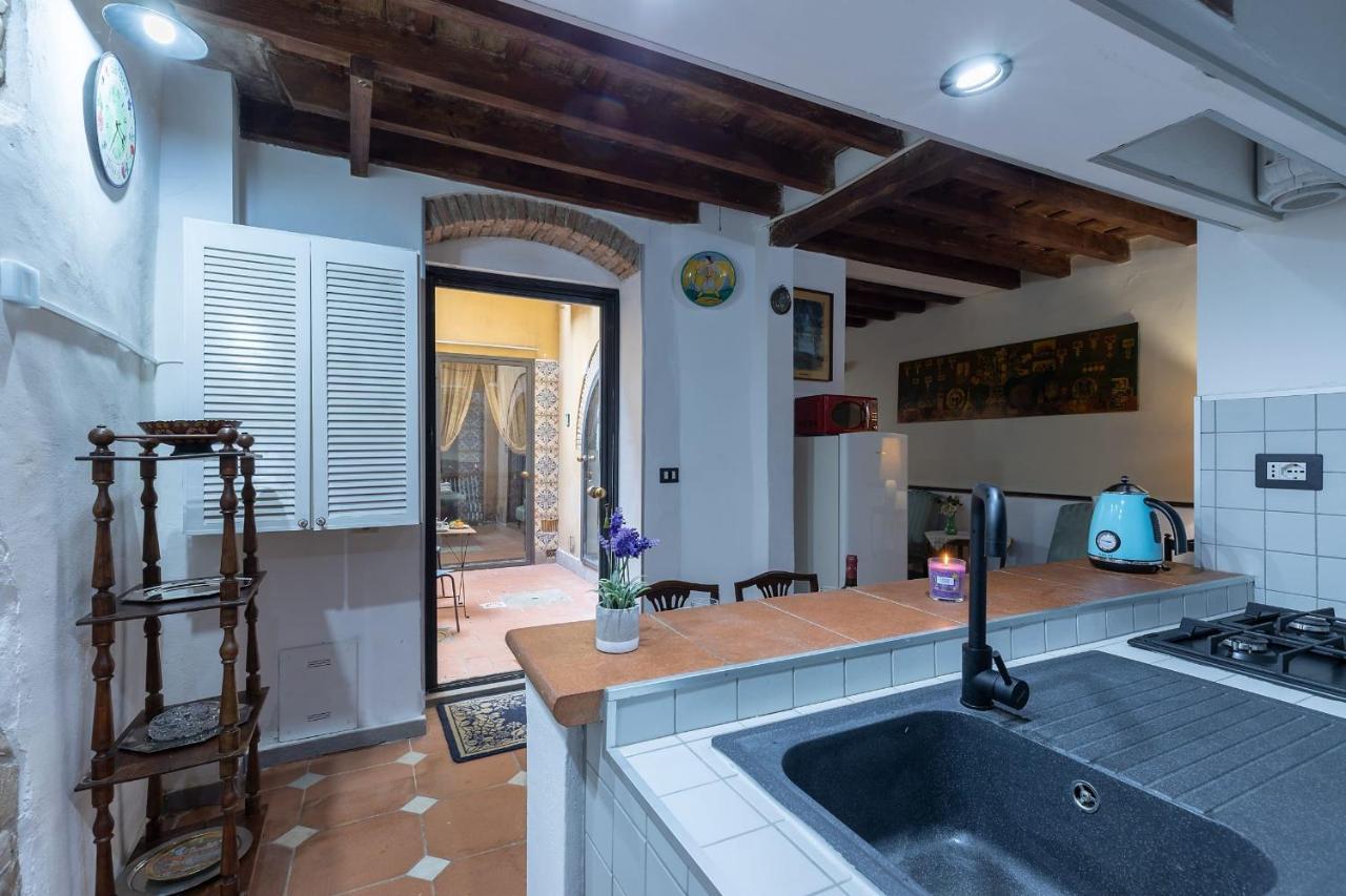 Serragli Court-Hosted By Sweetstay Флоренция Экстерьер фото